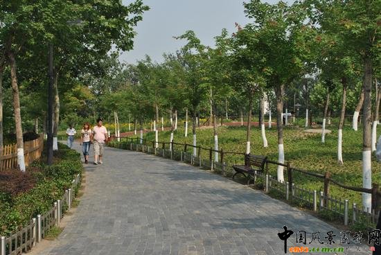 唐山鳳凰山公園實景