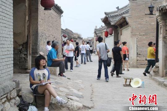 暖泉鎮西古堡
