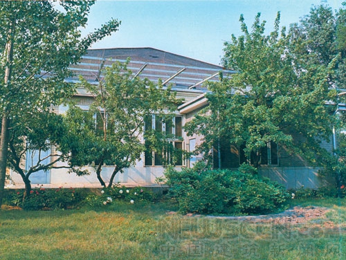 中南海室內(nèi)游泳池