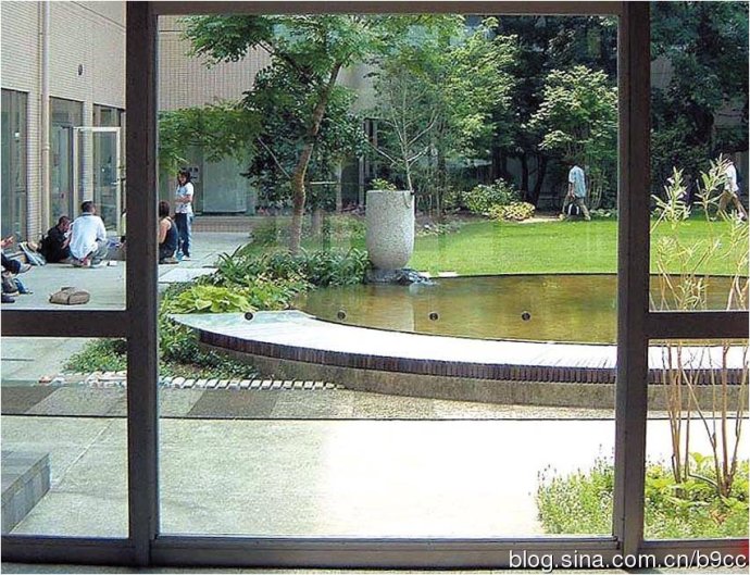 日本中部大學(xué)鏡花園