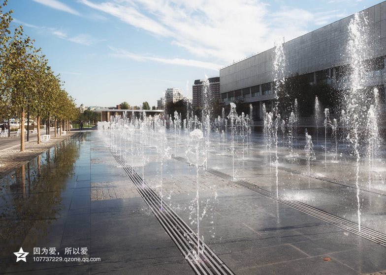 道路與街邊公園的角色轉(zhuǎn)換