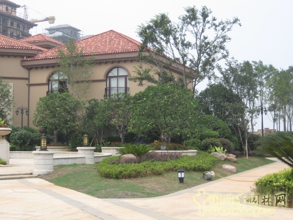 2015住宅景觀獎(jiǎng)：洞庭湖國際公館一期別墅景觀綠化