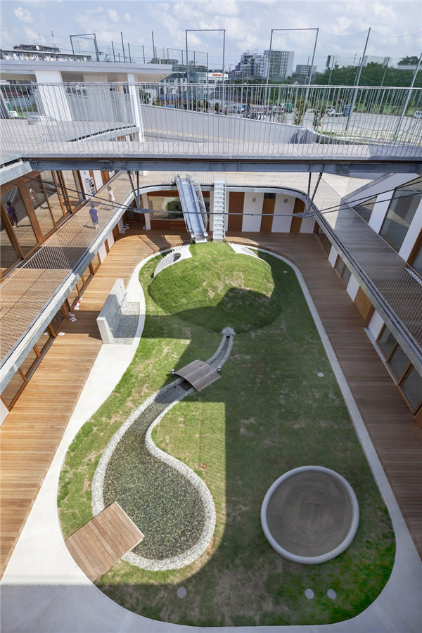 案例賞析：自然與安全共生的幼兒園設(shè)計
