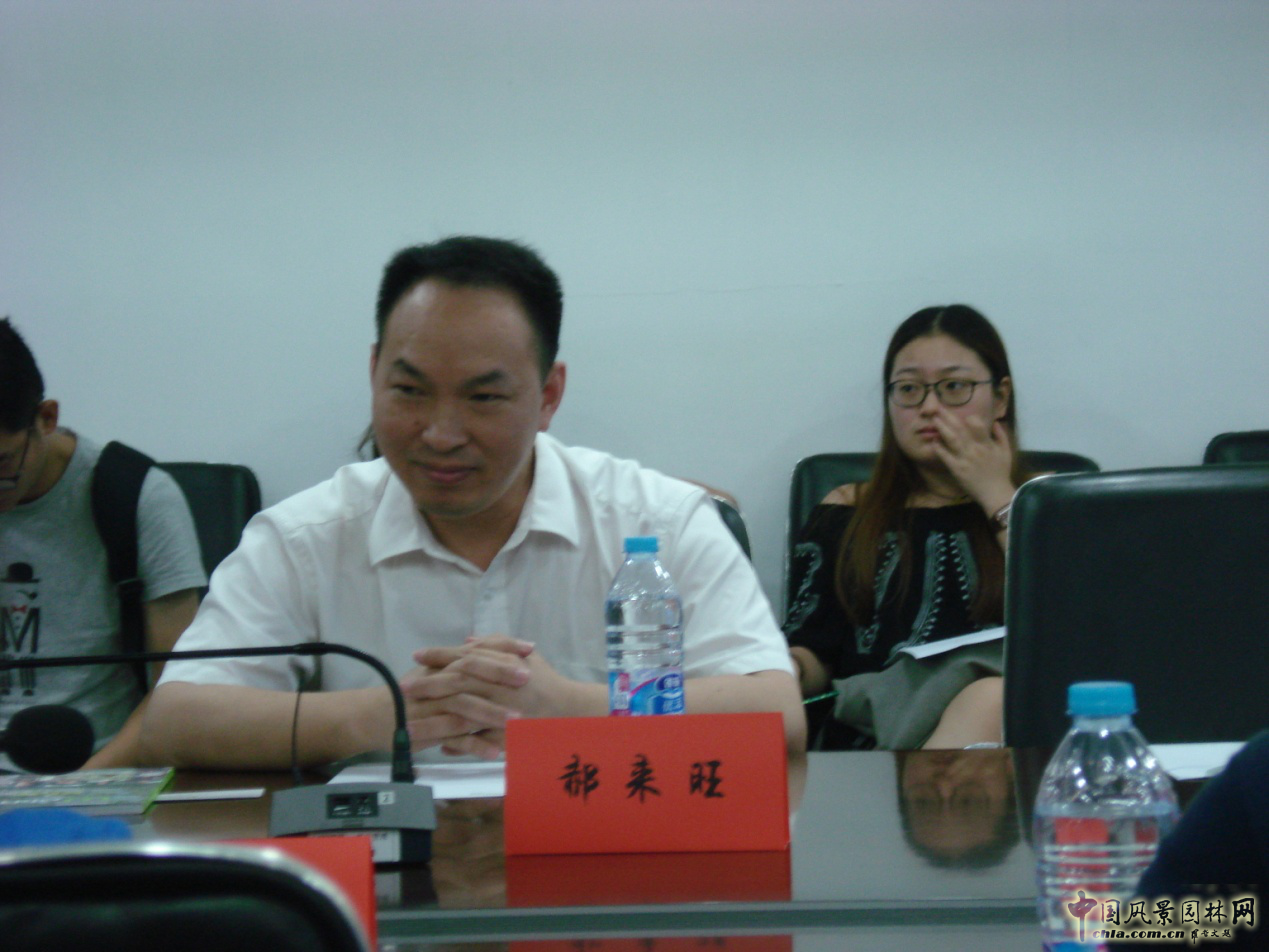 系列報道3：南林風景園林學院走進企業(yè)和學校