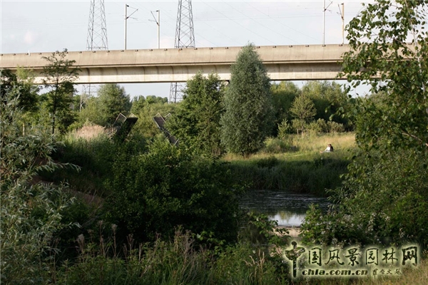 【8月23日頭條】法國(guó)LE PARC DU CHEMIN DE L’ILE濱水公園