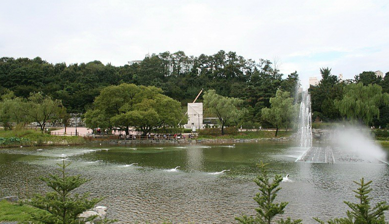 空軍學(xué)校的象征——波拉美公園