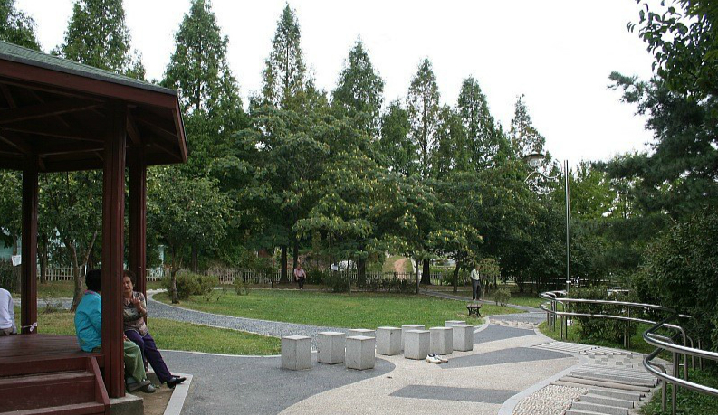空軍學(xué)校的象征——波拉美公園