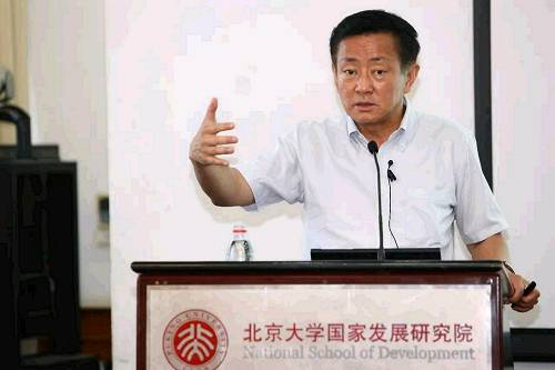 樊綱：糾正“城鎮化”偏差