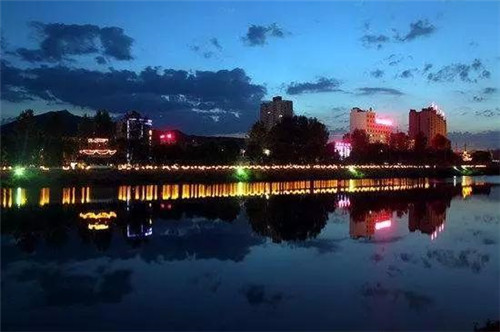 上運(yùn)石森林公園：秦嶺深處一方美麗的秘境