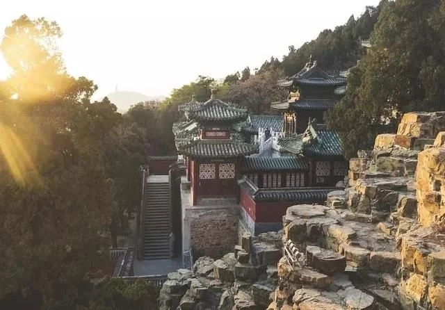 當(dāng)中國園林遇上西方園林 藝術(shù)碰撞出文化