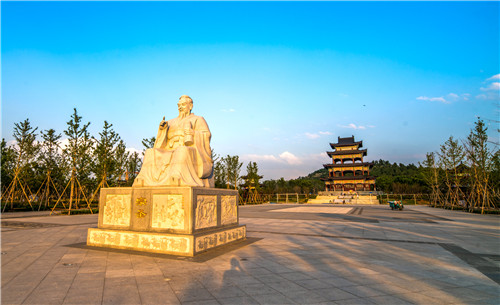 園冶杯專(zhuān)業(yè)獎(jiǎng)：曾子廣場(chǎng)及洪山河景觀綠化