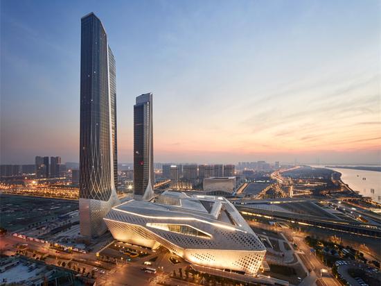 扎哈·哈迪德建筑事務(wù)所南京建筑品鑒會成功舉行