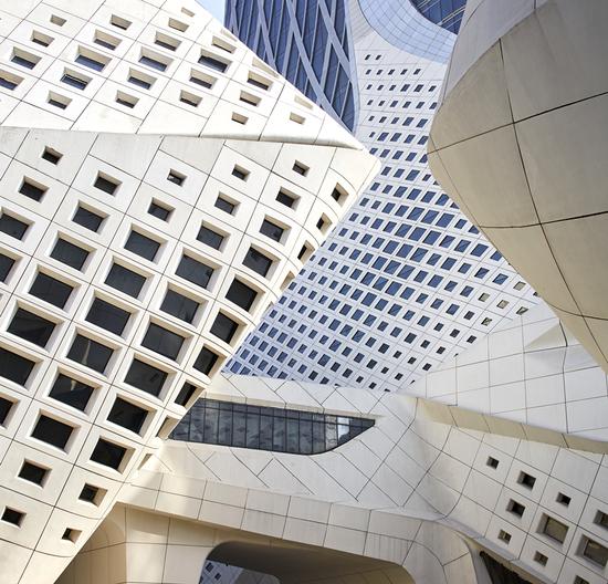 扎哈·哈迪德建筑事務(wù)所南京建筑品鑒會成功舉行