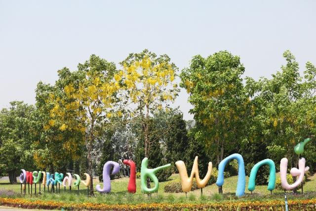 在小清新的泰國(guó)清邁，竟然藏著一處中式園林