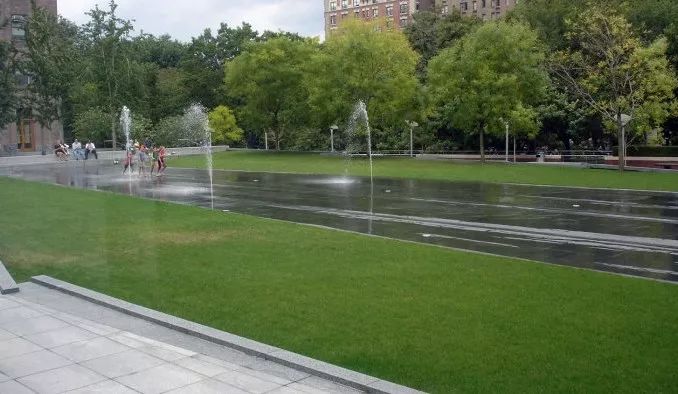 埃菲爾鐵塔周邊將改造為大花園，由哪位大師設(shè)計？