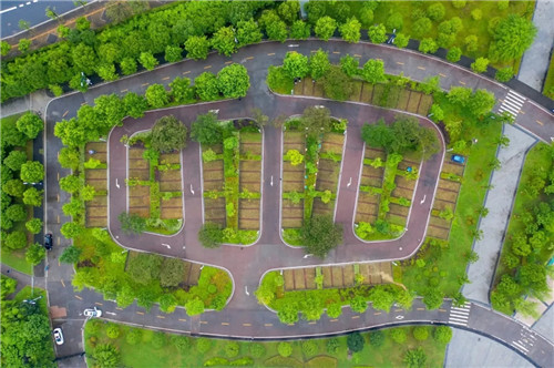 工業遺存＋新的商業模式，活化老工業區