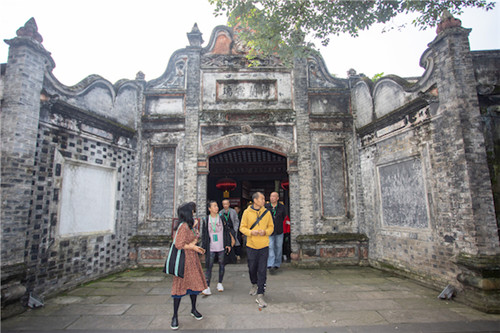 從烏鎮(zhèn)到安仁，當代藝術的古鎮(zhèn)“出路”與探索