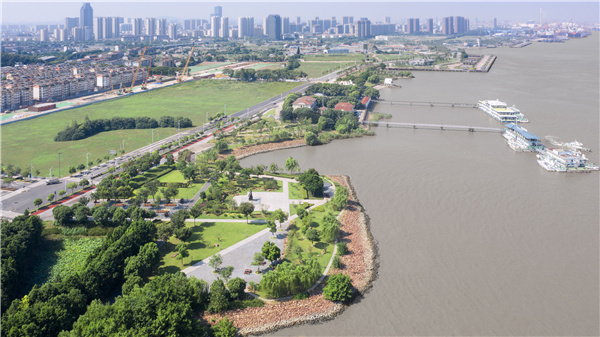 BAU建筑與城市設(shè)計(jì)事務(wù)所丨江陰市濱江公園