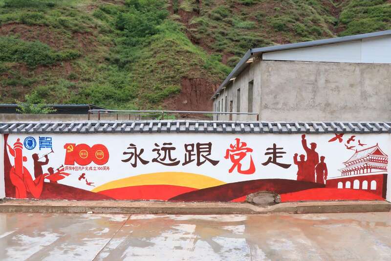天津大學用“說話的景觀墻”扮靚美麗鄉(xiāng)村