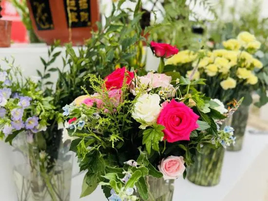 第二屆喀什鮮花節(jié)盛大開(kāi)幕